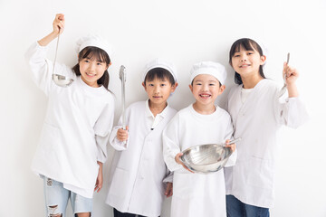 給食着を着た小学生　school lunch