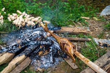Canard à la broche au vietnam