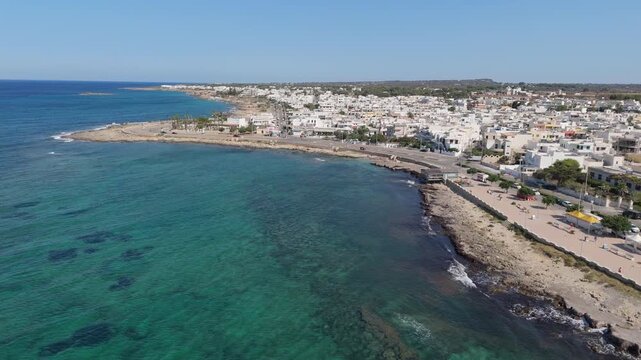 Torre San Giovanni is renowned for its long white beaches of incredible beauty and quality combined with a particularly light blue and transparent sea with shallow waters for very long stretches