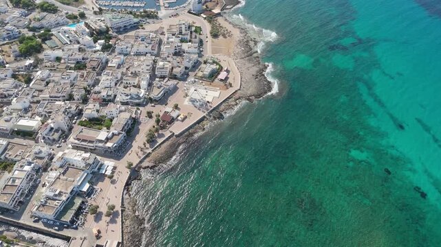 Torre San Giovanni is renowned for its long white beaches of incredible beauty and quality combined with a particularly light blue and transparent sea with shallow waters for very long stretches
