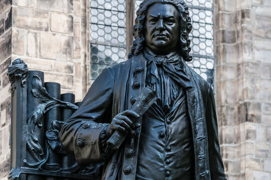Statue von J. S. Bach in Leipzig Sachsen Deutschland
