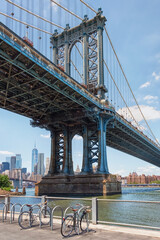 Fototapeta premium Manhattan Bridge viewed from the Brooklyn district in New York City