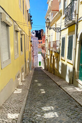 Obraz premium Alley in the old town of Lisbon, Portugal