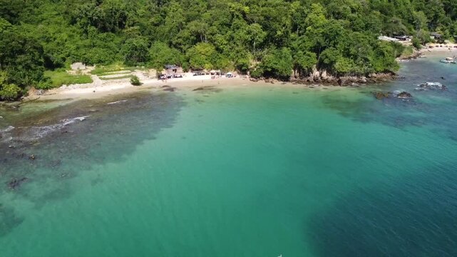 Tomas a&eacute;reas de la Costa del Caribe de Venenezuela en Playa Caribe en La Guaira, Chuspa.