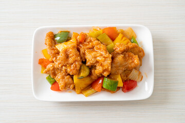 Stir fried sweet and sour sauce with pork