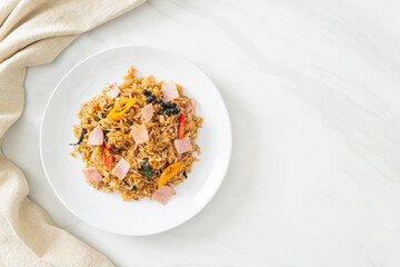 ham fried rice with herbs and spices