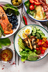 Cooked, healthy keto diet food.