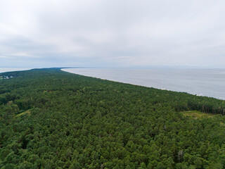 Morze Bałtyckie, Mierzeja Wiślana. Widok z lotu ptaka na plaże, morze i wydmy. © hunter76