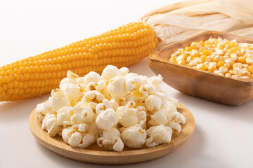 ポップコーン（乾燥とうもろこし）