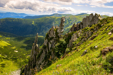 Mountain landscape with views of the peaks and the most beautiful sky.