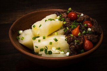 Macaxeira com carne de bode