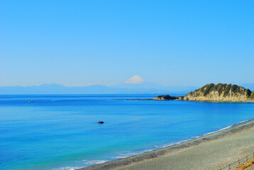 Obraz premium 長者ヶ崎 富士山 神奈川県葉山町長者ヶ崎付近の風景 日本