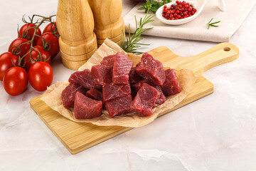 Raw beef cubes for cooking