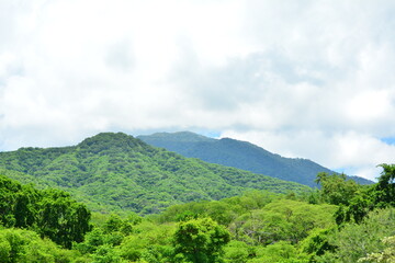 Naklejka premium Montañas