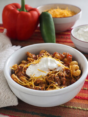 Chili Mac with Jalapeño and Red Pepper
