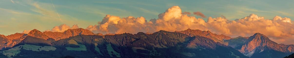 Alpenglühen - Allgäu - Bergkette - Panorama - Sonnenköpfe - Rotspitze