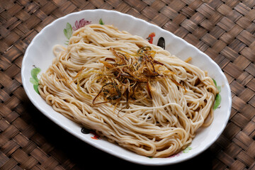 traditional fragrant chinese scallion oil noodle comfort food