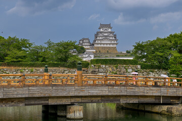 Obraz premium Himeji Castle is the largest and most visited castle in Japan