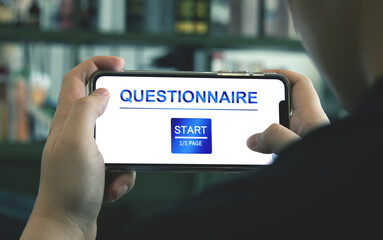 Online questionnaires, evaluation questionnaires, and customer service surveys. Customers start taking online digital survey forms with smartphones.