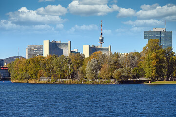 Obraz premium Vienna cityscape riverside,Donau river autumn season