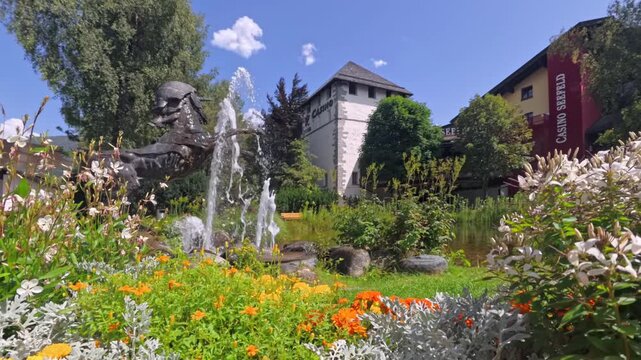 Einhorn-Statue im Kurpark in Seefeld, Tirol, &Ouml;sterreich, Europa
