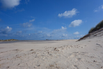 Scenery consisting of sand and sky, great contrast