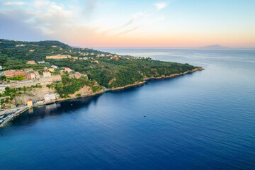 Fototapeta premium Sorrento city in amalfi coast line, Italy. Sunrise