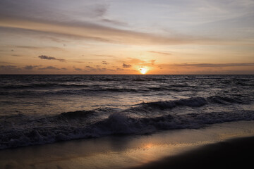 Obraz premium sunset on the beach