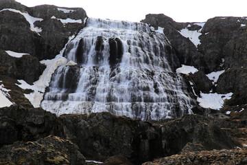 Landschaftsbild Island, Landschaft am Dynjandi Wasserfall
