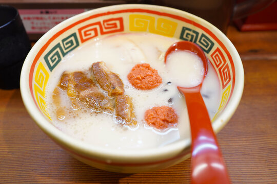 日本の豚骨ラーメン