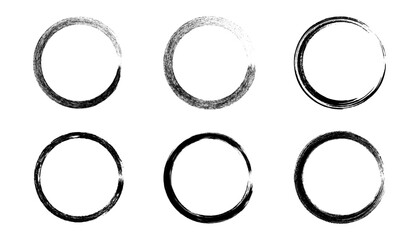 hand drawn circles. Black circular border with effect halftone. Abstract dot fade frames. Modern diffuse ring. Round fadew patterns.round watercolor stain texture.