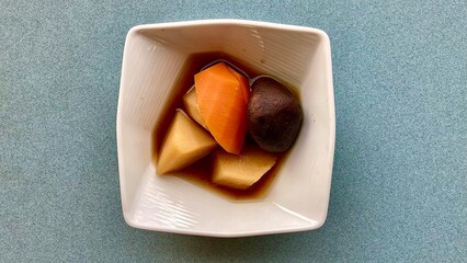 人参と筍と椎茸と里芋の煮物