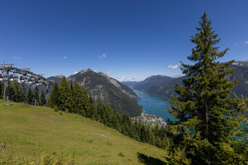 Panoramablick auf den Achensee