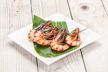 Cooked tiger prawn in the pate