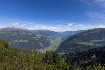 Bergpanorama auf dem Ahorn in den Zillertaler Alpen