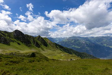 Fototapeta premium Bergwelt der Zillertaler Alpen 
