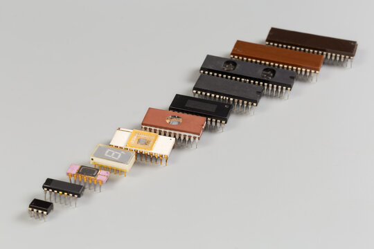Different integrated circuits in plastic and ceramic DIP packages