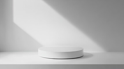 Fototapeta premium A round pedestal with a solid white background, perfect for clean and modern product presentations.