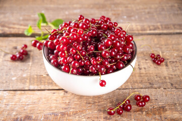 Raw organic red currant bowl