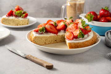 British sponge cake with fresh strawberries.