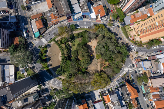 Pra&ccedil;a Presidente Kennedy - Vila Bastos - Santo Andr&eacute;