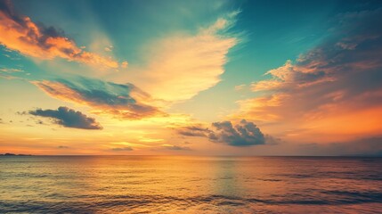 Obraz premium Serene Sunset Over Calm Waters