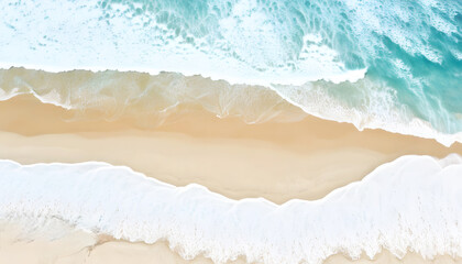 Obraz premium Aerial view of calm ocean waves gently rolling onto a pristine sandy beach, offering a peaceful and soothing atmosphere.
