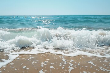 Fototapeta premium ocean breaks on shore