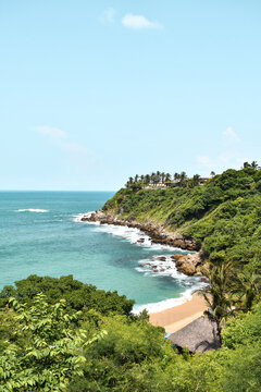 View of tropical beach Carrizalillo, Puerto Escondido, Oaxaca, Mexico.