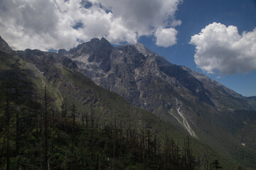 Fototapeta premium Jade Dragon Snow-Mountain