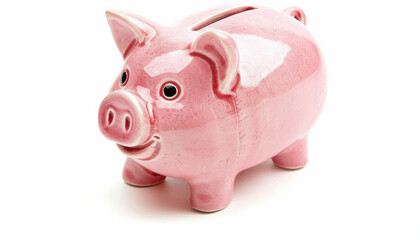 Obraz premium Isolated Piggy Bank on White Background