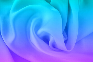 流れのあるシルクサテン