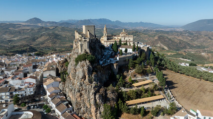 vista aérea del municipio Olvera en la provincia de Cádiz, España