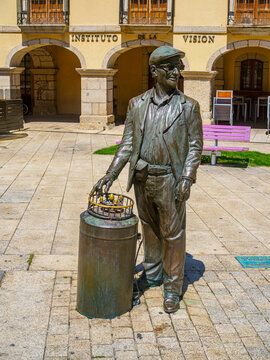 Ponferrada, Spain - August 6, 2024. Monument to Pepe Cortes, El Barquillero, Ponferrada, Spain. This bronze statue honors the traditional wafer vendor, a beloved historic figure in the city.